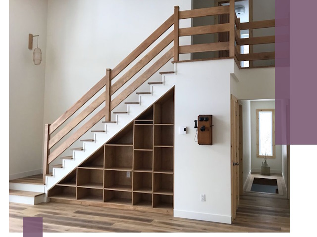 Монтаж деревянных лестниц под ключ в Владивостоке, качественно и быстро