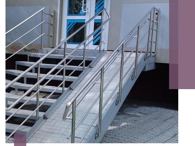 Пандус на крыльцо под ключ в Владивостоке: монтаж и изготовление