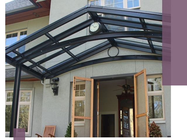 Изготовление и монтаж навесов и козырьков в Владивостоке