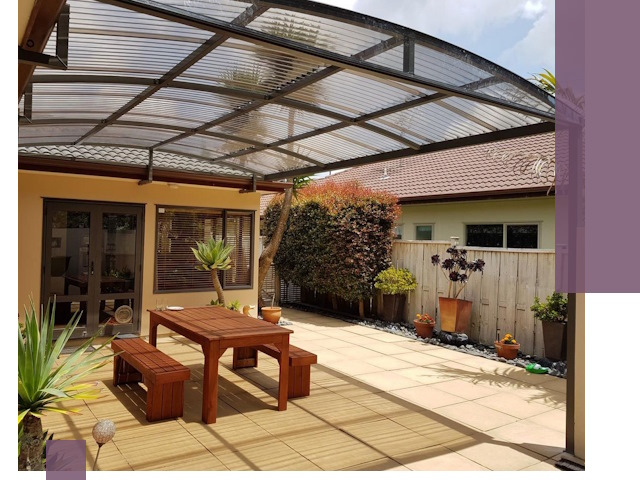 Навесы во двор под ключ в Владивостоке — изготовление и монтаж