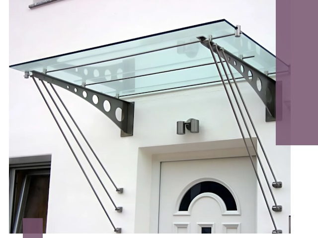 Козырьки над входом под ключ в Владивостоке — изготовление и монтаж