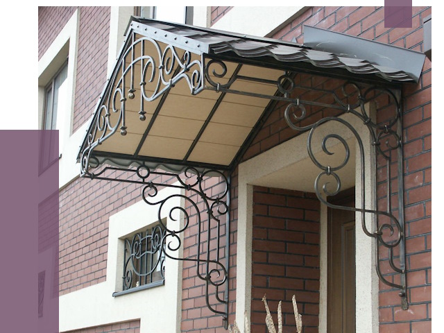 Двускатные козырьки в Владивостоке под ключ от 12708 руб.