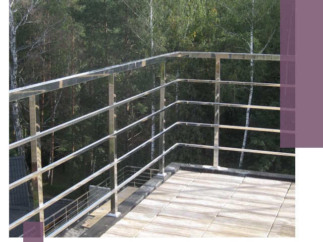 Парапеты из нержавеющей стали в Владивостоке — изготовление и монтаж