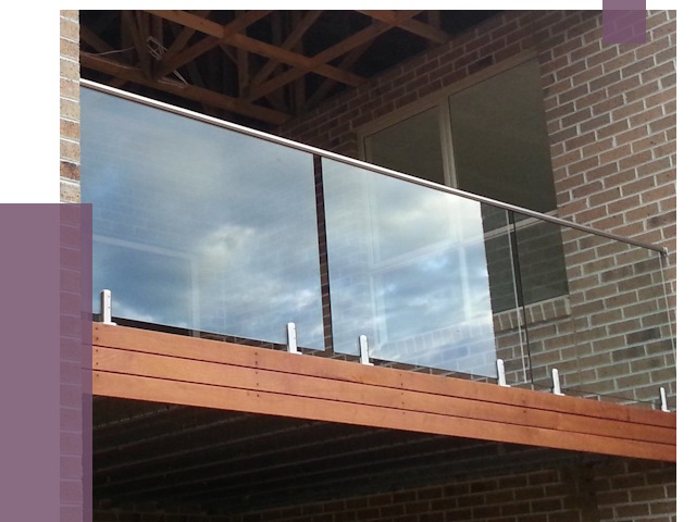 Стеклянные парапеты на крыше и террасе в Владивостоке от 11437 руб. | ПРОЛЁТ-Влд